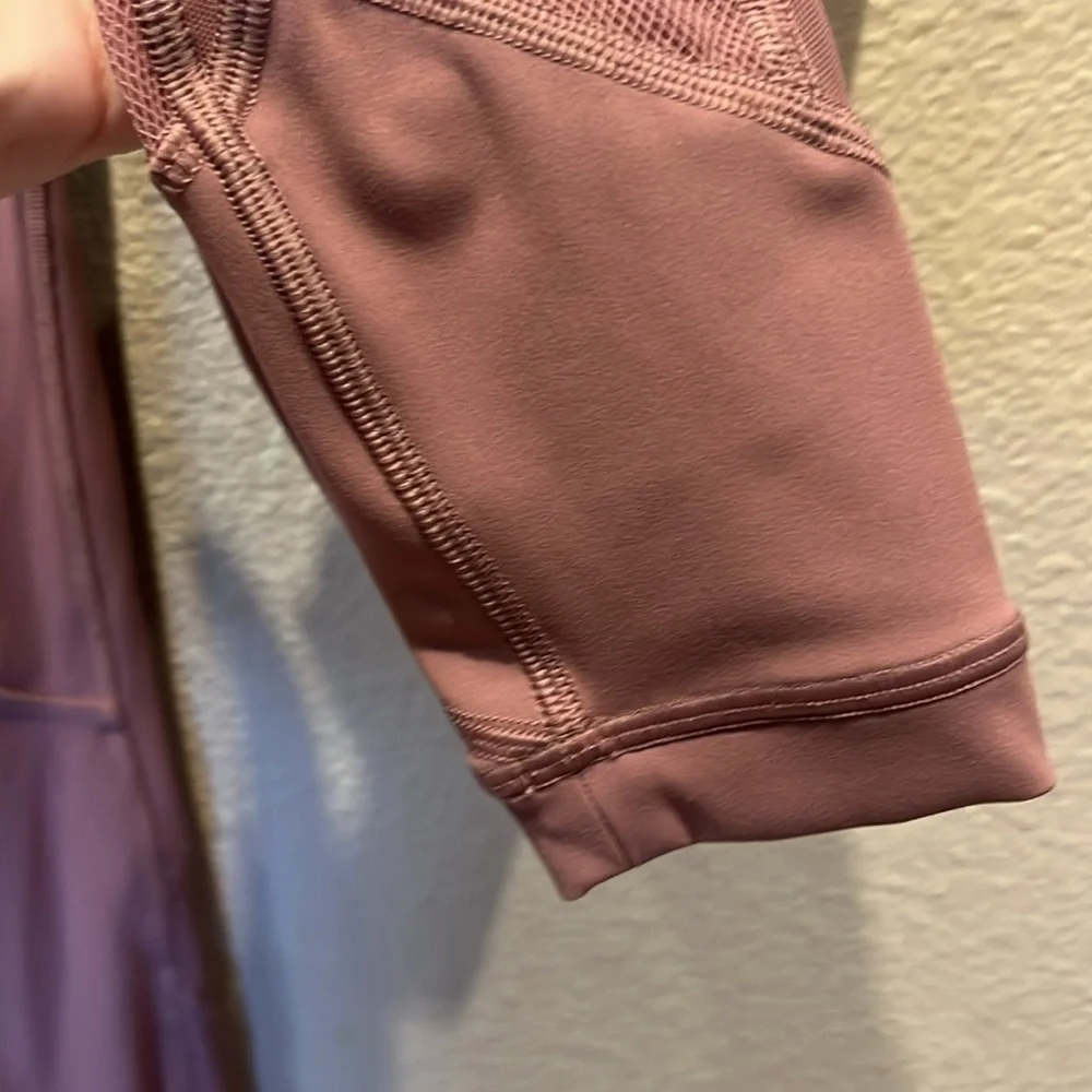 Lululemon Women’s Mauve Pink Leggings Size 2